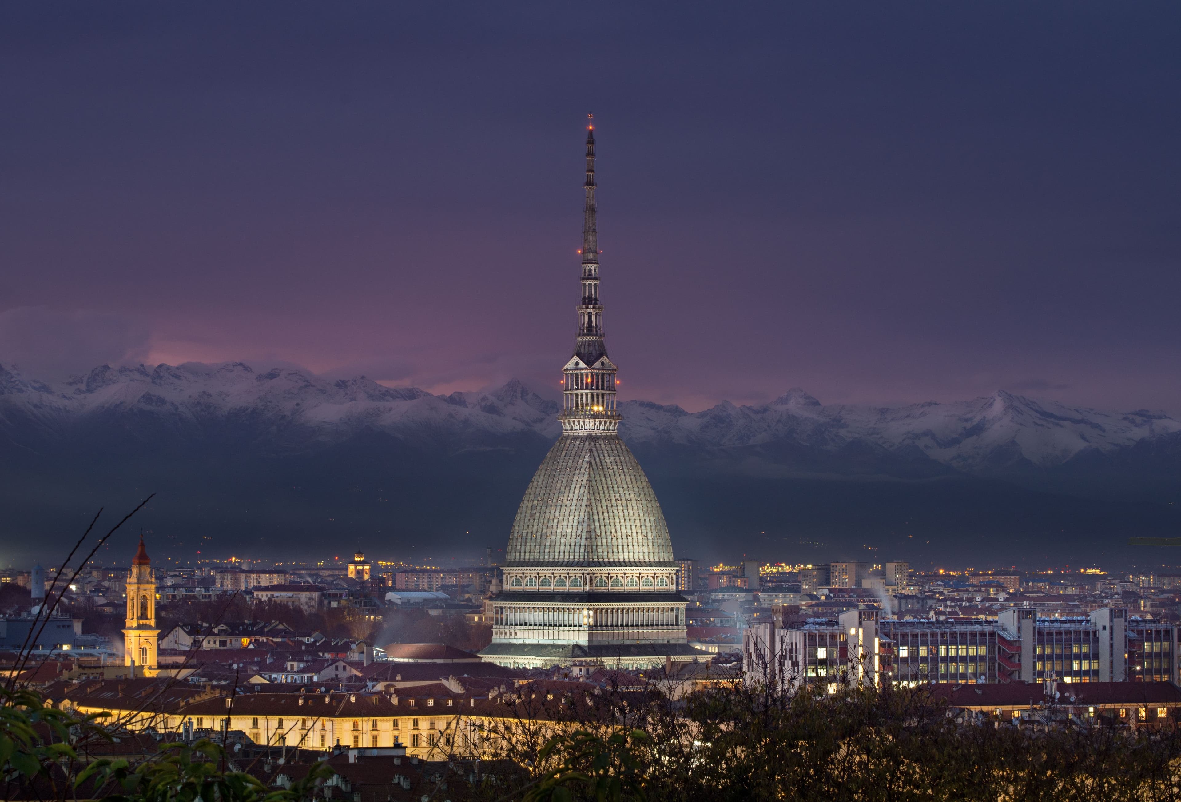Mole_Antonelliana_di_sera.jpg