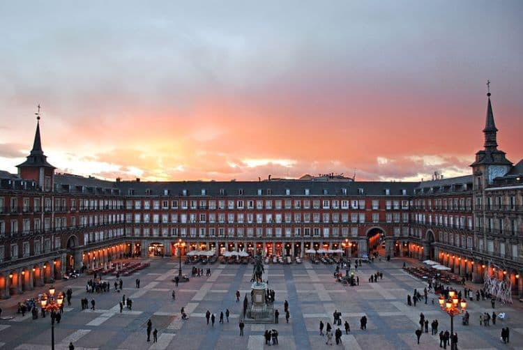 Plaza_Mayor_de_Madrid
