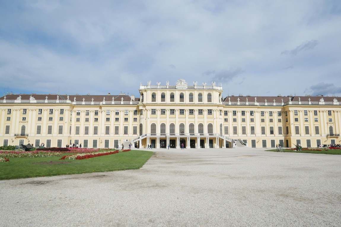 Палацово-парковий комплекс Шенбрунн (Schönbrunn)