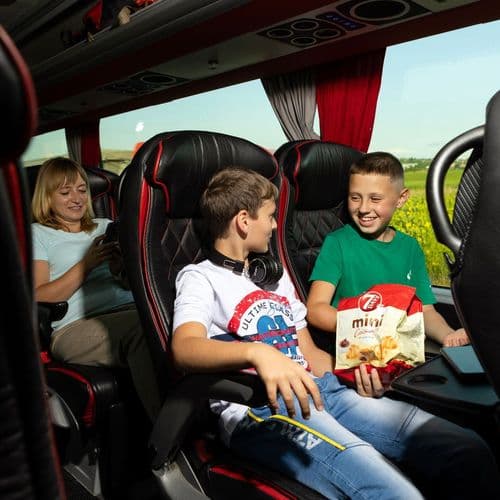 Как быстро и удобно забронировать билет KLR Bus через чат: пошаговая инструкция
