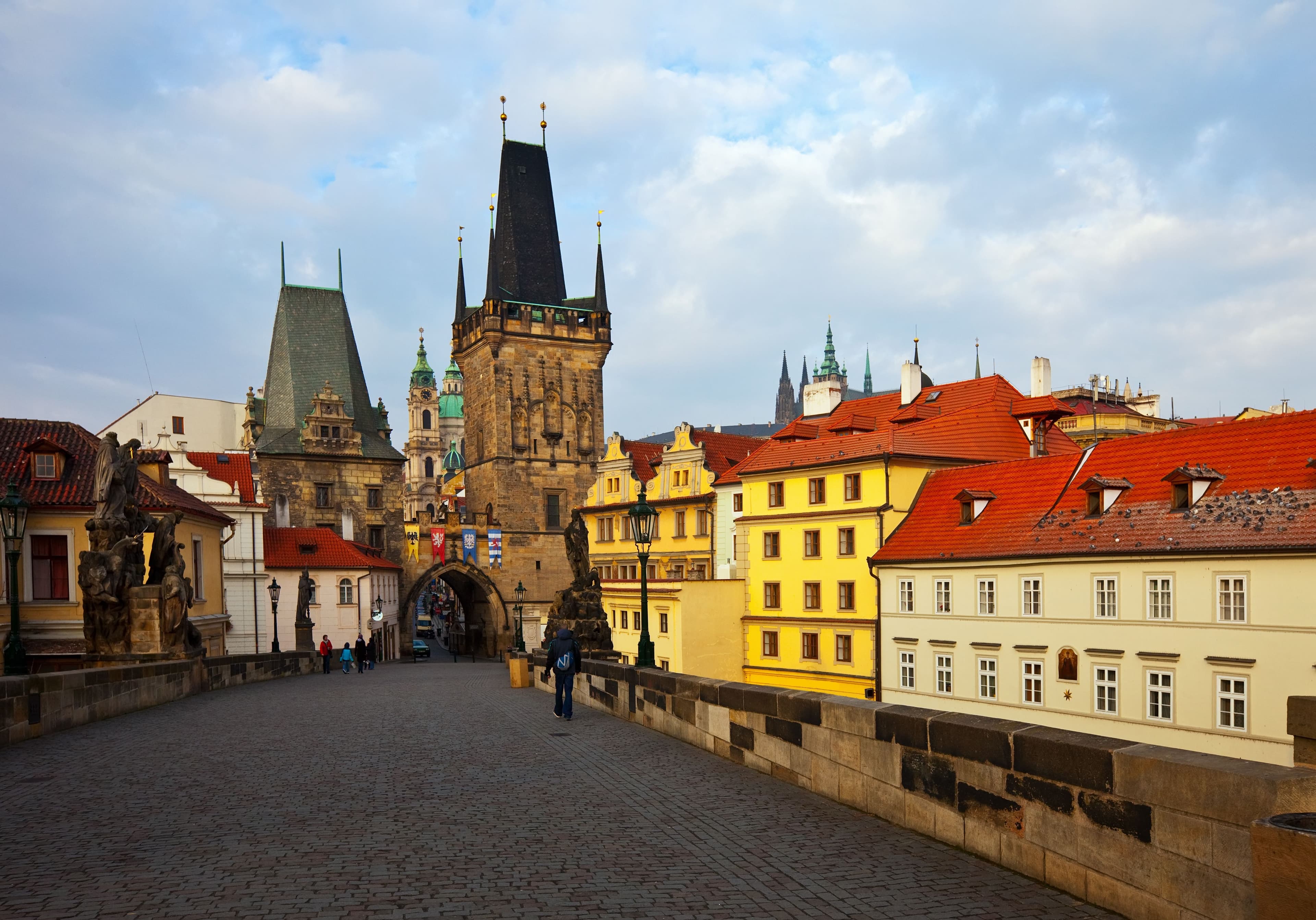 charles-bridge-prague.jpg