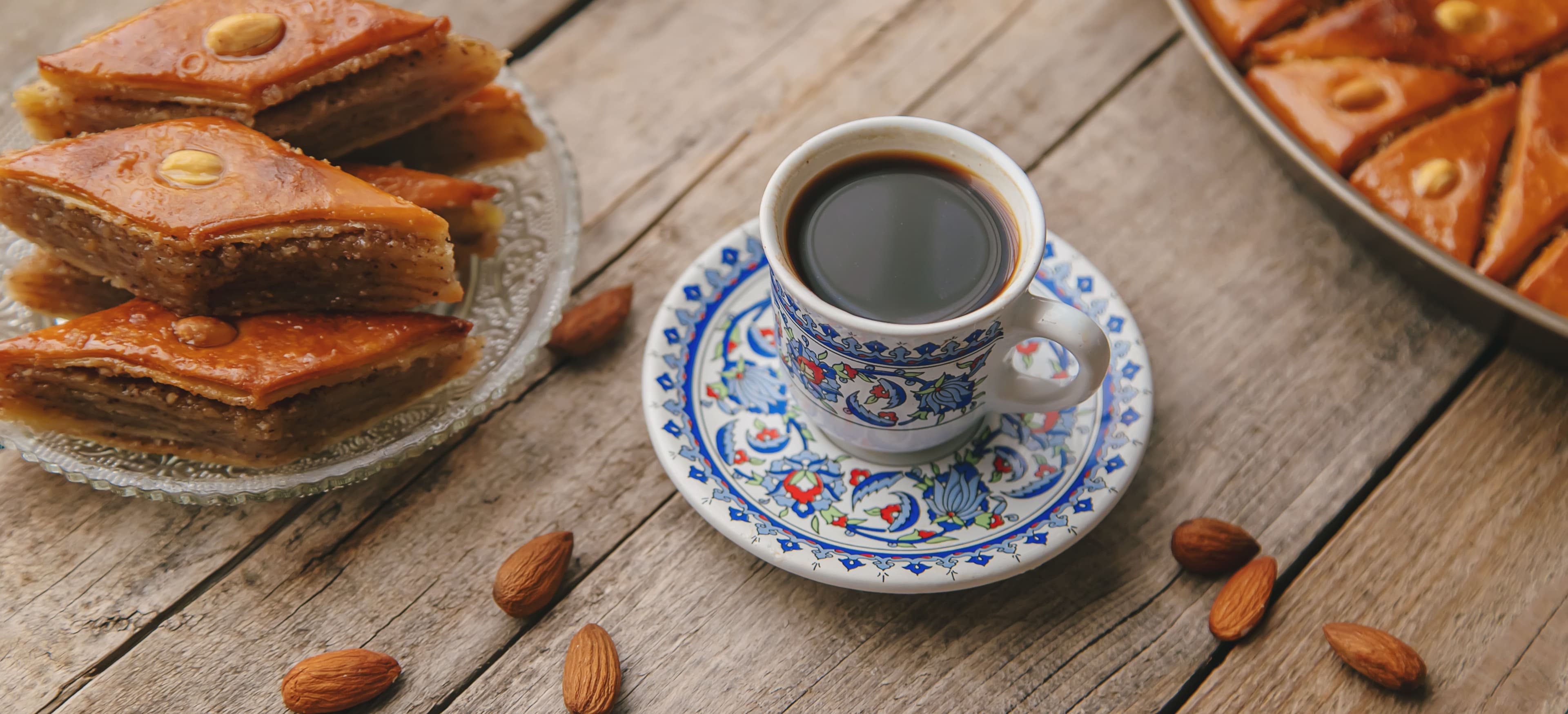 cup_turkish_coffee_baklava_selective_focus_54feec0a11.jpg