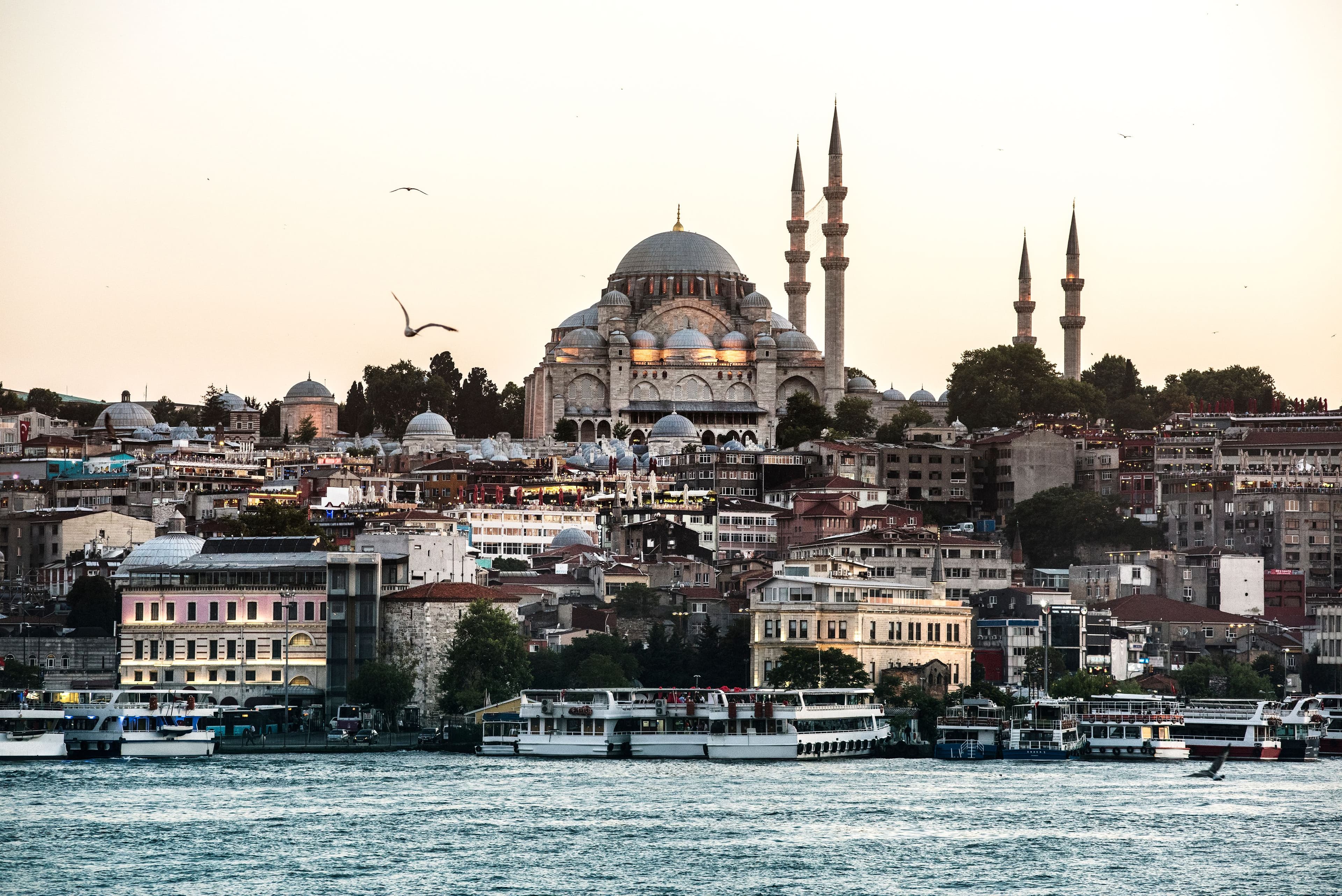 istanbul-s-ocean-with-cruise-ship.jpg
